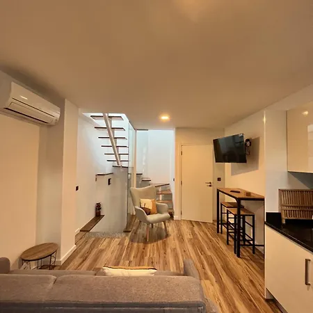 Private 1 Bedroom House In Centre 別荘