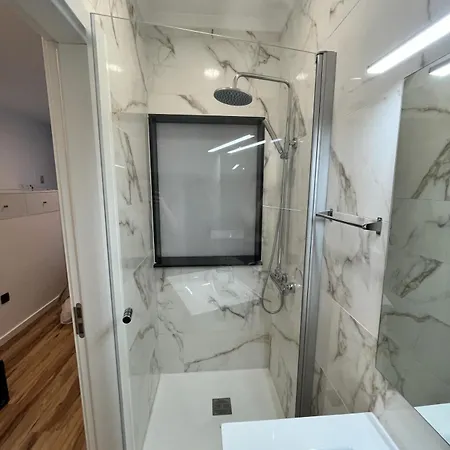 Private 1 Bedroom House In Centre Ferienhaus